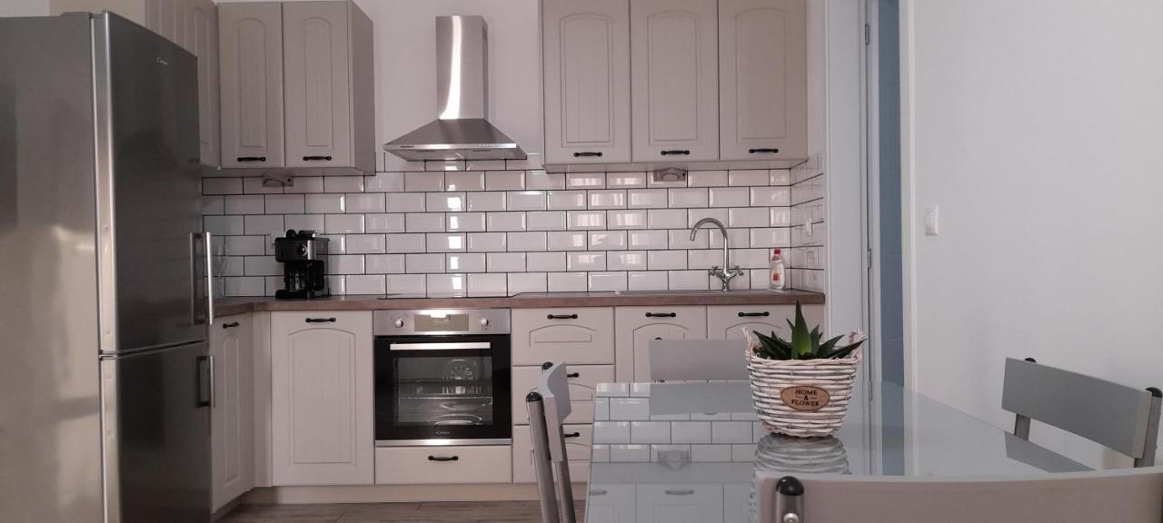 Apartament Alisachni Kini Zewnętrze zdjęcie