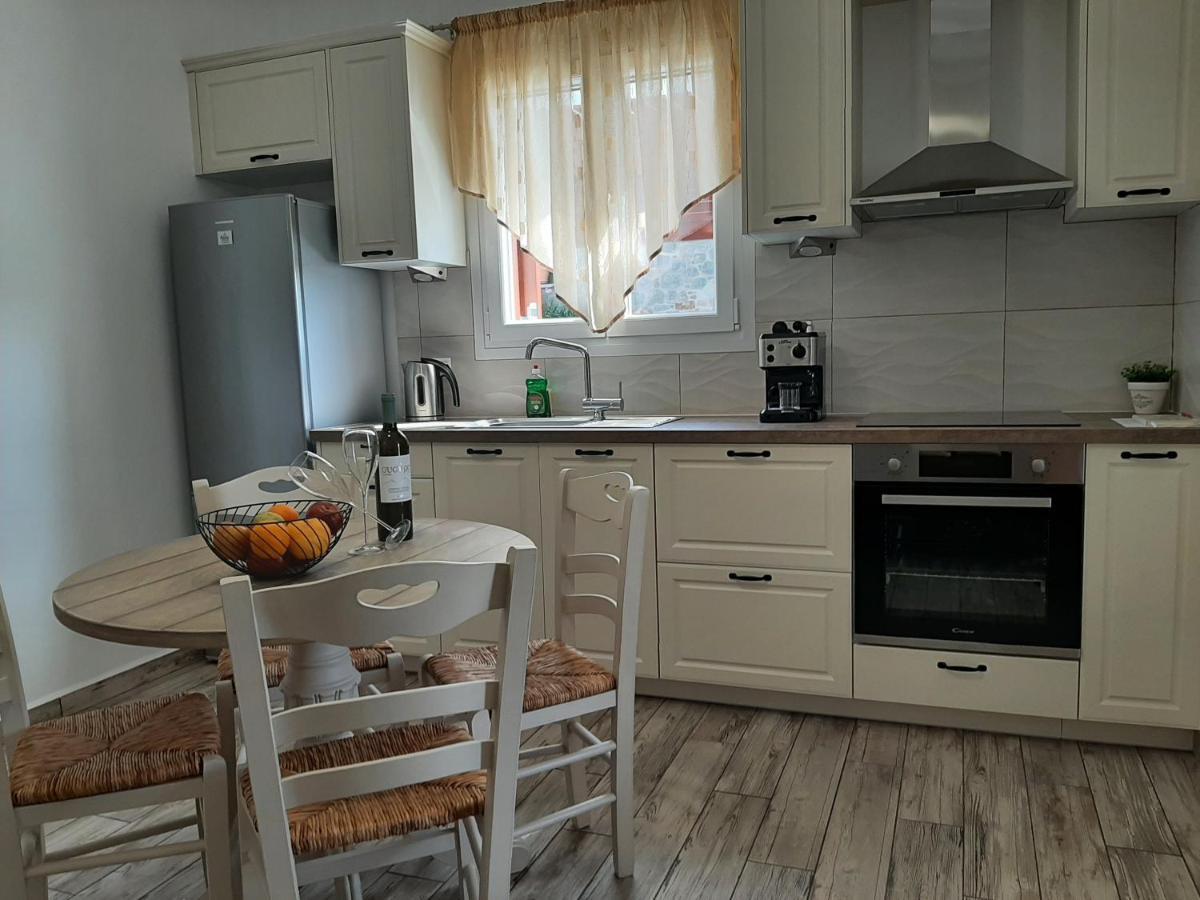 Apartament Alisachni Kini Zewnętrze zdjęcie