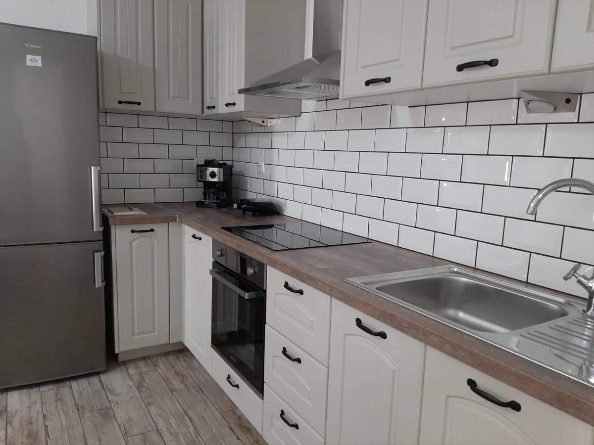 Apartament Alisachni Kini Zewnętrze zdjęcie