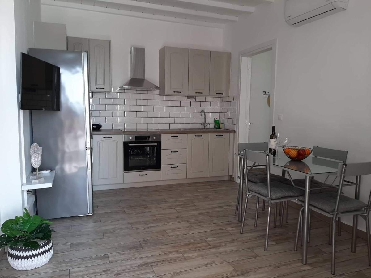 Apartament Alisachni Kini Zewnętrze zdjęcie